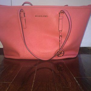 MICHAEL MICHAEL KORS  Jet Set Travel Medium Tote
